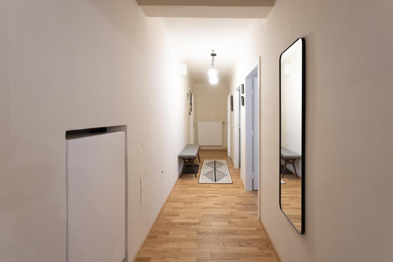 Chic 1-Bed Apt By Canal Walk To Historic Centre Viyana Dış mekan fotoğraf