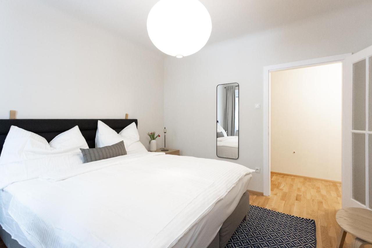 Chic 1-Bed Apt By Canal Walk To Historic Centre Viyana Dış mekan fotoğraf