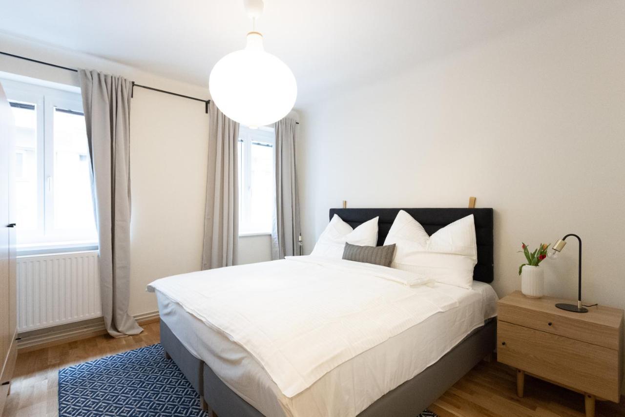 Chic 1-Bed Apt By Canal Walk To Historic Centre Viyana Dış mekan fotoğraf