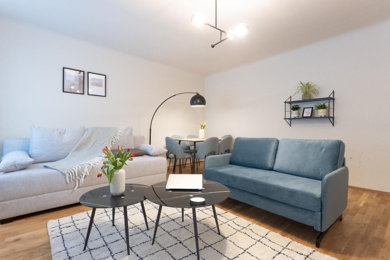 Chic 1-Bed Apt By Canal Walk To Historic Centre Viyana Dış mekan fotoğraf